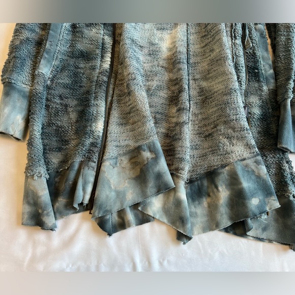 Saks Fifth Avenue Zipped hoodie size XS - Picture 7 of 7